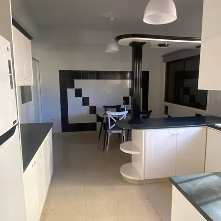 Sweet 3-bedrooms Larnaca