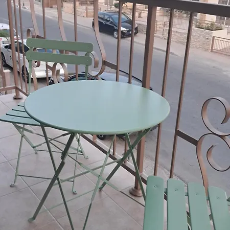 Sweet 3-bedrooms דירה